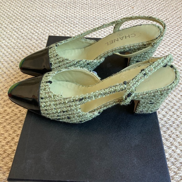 NIB Chanel Green and Black Tweed Slingbacks 39 - Picture 8 of 10